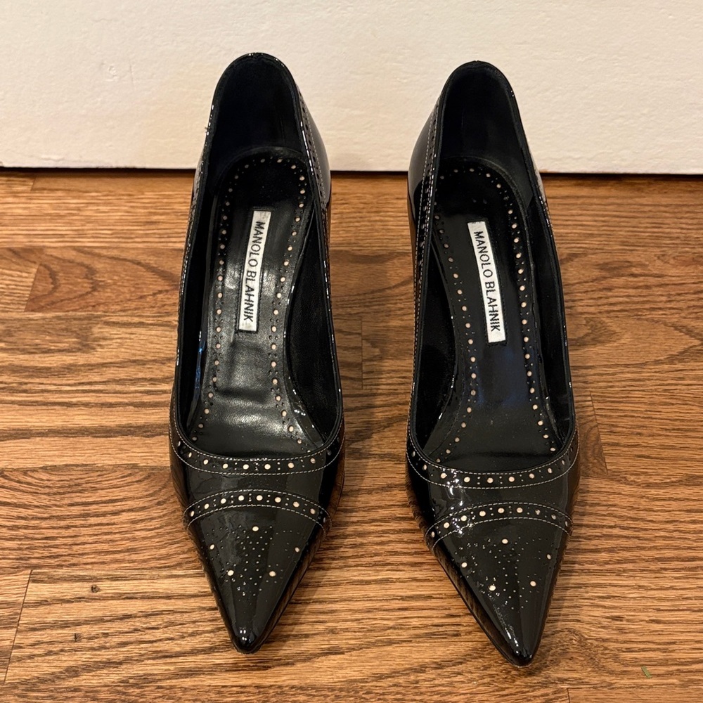 Manolo Blahnik Patent Leather Black Heels